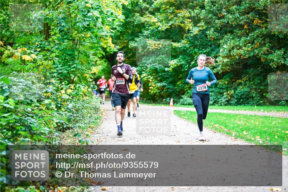 12.10.2025 - Bramfelder Halbmarathon 2025 Dr. Thomas Lammeyer http://msf.ph/oto/9355579 12.10.2025 10:54:12 Laufen 2344, 2879, 2378 meine-sportfotos.de