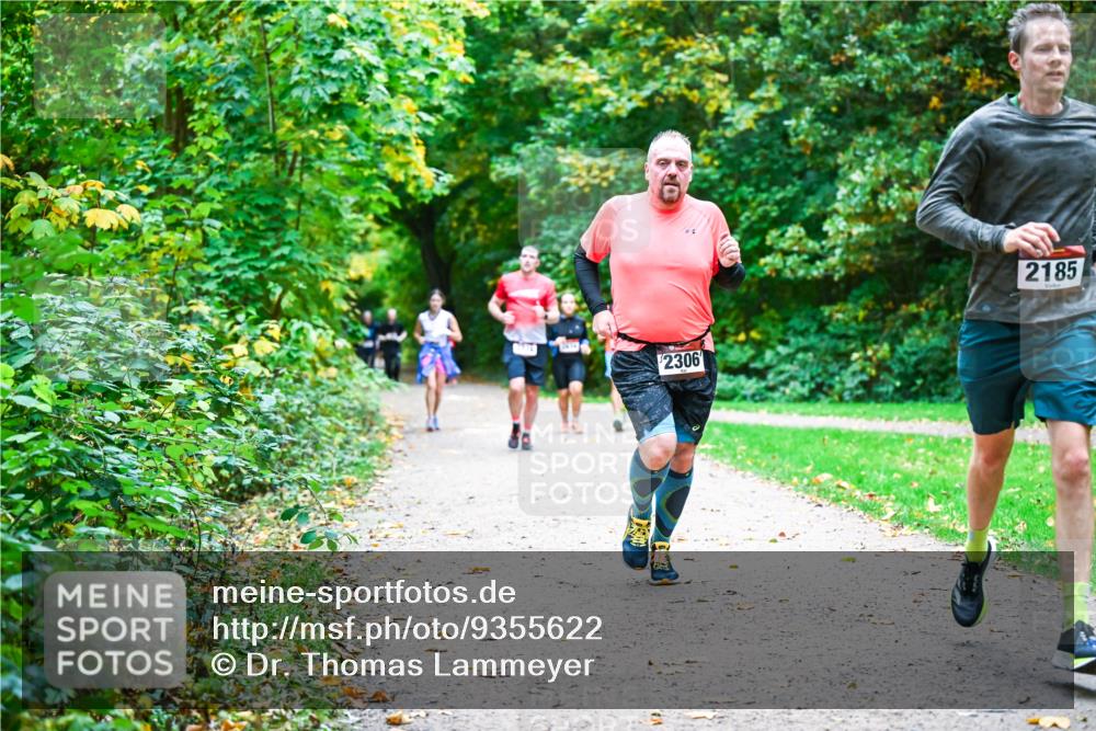 12.10.2025 - Bramfelder Halbmarathon 2025 Dr. Thomas Lammeyer http://msf.ph/oto/9355622 12.10.2025 10:54:18 Laufen 2306, 2185 meine-sportfotos.de