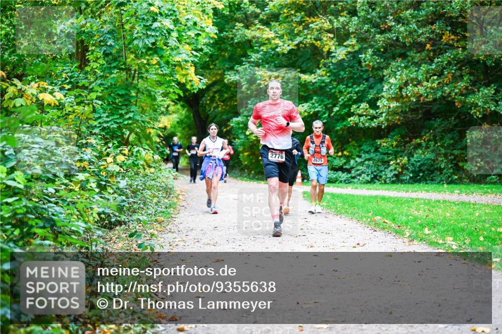 12.10.2025 - Bramfelder Halbmarathon 2025 Dr. Thomas Lammeyer http://msf.ph/oto/9355638 12.10.2025 10:54:21 Laufen 40, 2776, 2675 meine-sportfotos.de