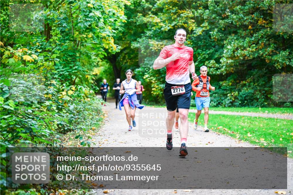 12.10.2025 - Bramfelder Halbmarathon 2025 Dr. Thomas Lammeyer http://msf.ph/oto/9355645 12.10.2025 10:54:22 Laufen 2776, 2675 meine-sportfotos.de