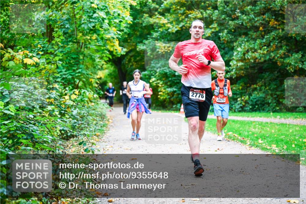 12.10.2025 - Bramfelder Halbmarathon 2025 Dr. Thomas Lammeyer http://msf.ph/oto/9355648 12.10.2025 10:54:22 Laufen 2776, 2675 meine-sportfotos.de