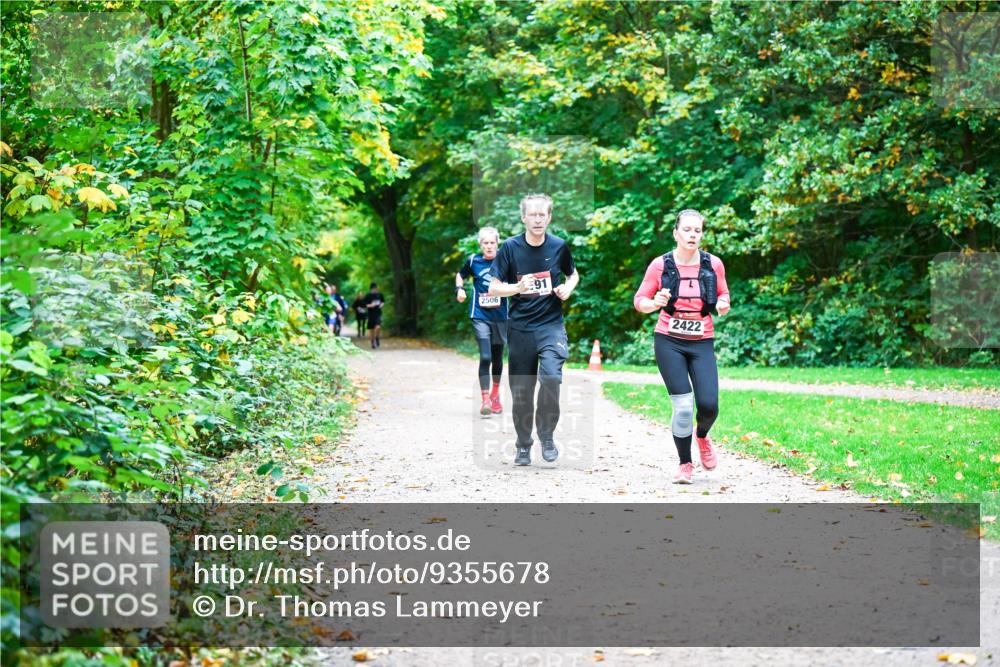 12.10.2025 - Bramfelder Halbmarathon 2025 Dr. Thomas Lammeyer http://msf.ph/oto/9355678 12.10.2025 10:54:29 Laufen 2506, 91, 2422 meine-sportfotos.de