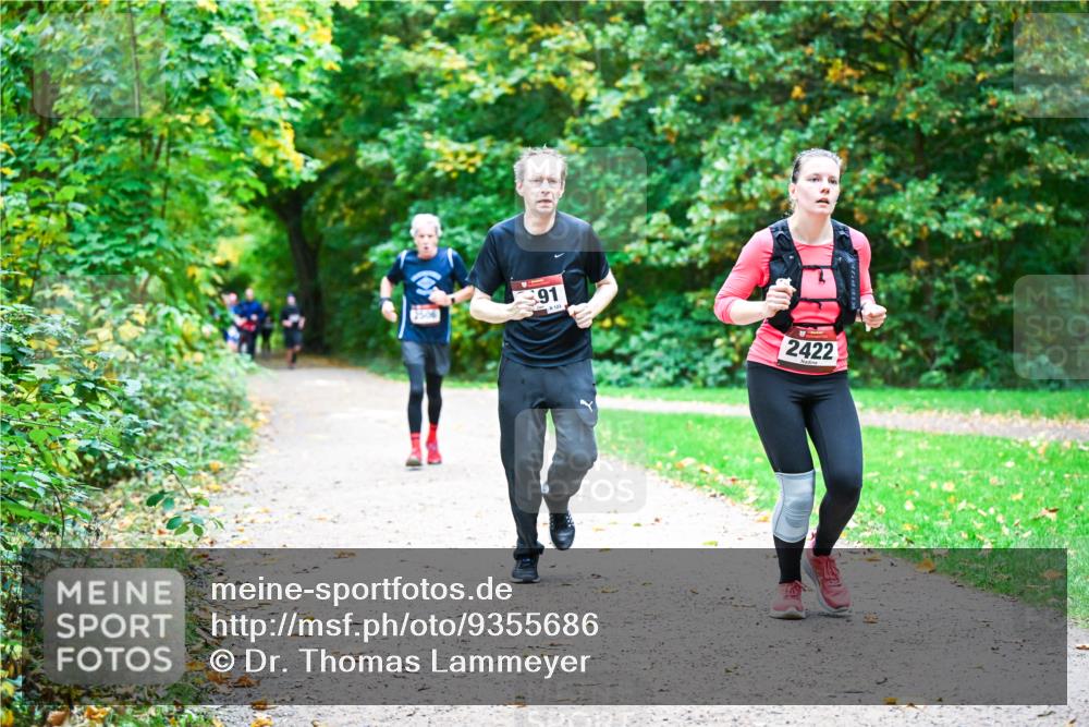 12.10.2025 - Bramfelder Halbmarathon 2025 Dr. Thomas Lammeyer http://msf.ph/oto/9355686 12.10.2025 10:54:30 Laufen 91, 8, 123, 2422 meine-sportfotos.de
