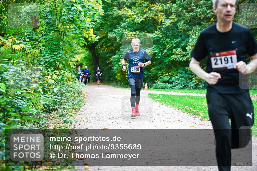 12.10.2025 - Bramfelder Halbmarathon 2025 Dr. Thomas Lammeyer http://msf.ph/oto/9355689 12.10.2025 10:54:31 Laufen 2506, 2191 meine-sportfotos.de