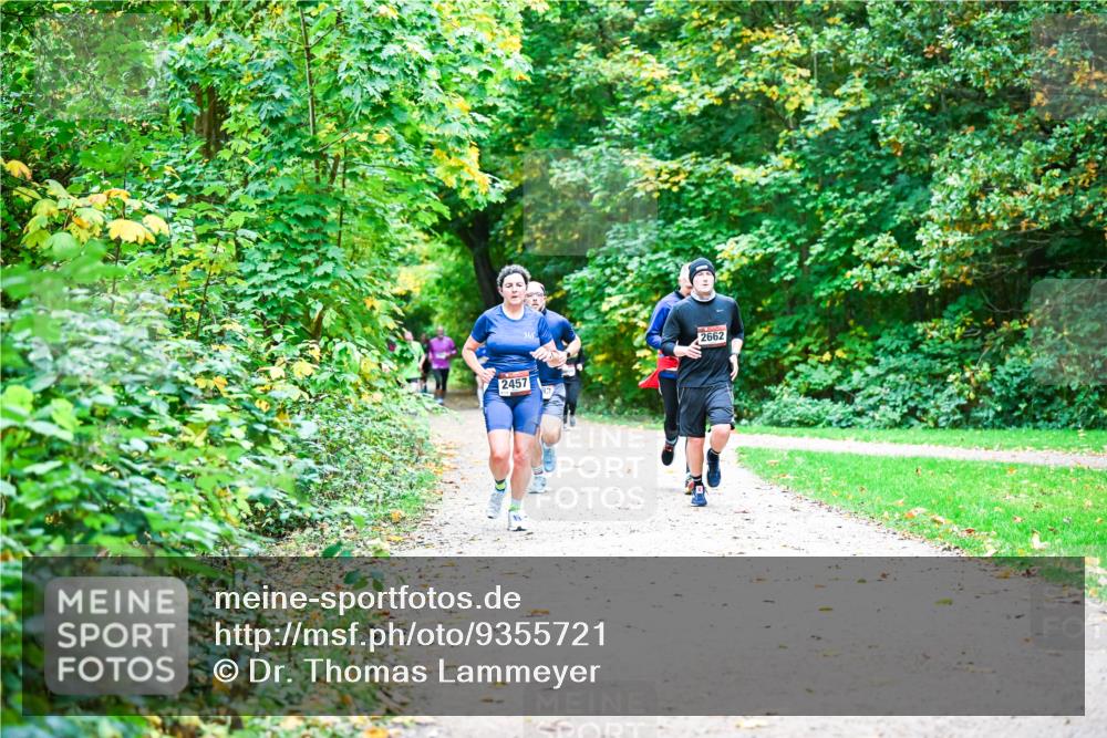12.10.2025 - Bramfelder Halbmarathon 2025 Dr. Thomas Lammeyer http://msf.ph/oto/9355721 12.10.2025 10:54:39 Laufen 2457, 2662 meine-sportfotos.de
