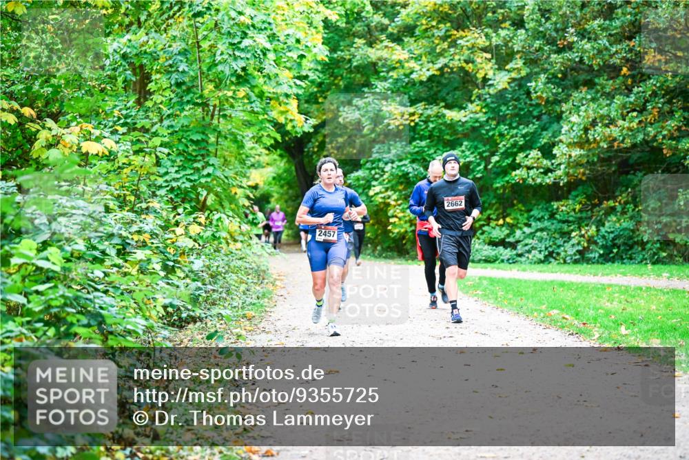 12.10.2025 - Bramfelder Halbmarathon 2025 Dr. Thomas Lammeyer http://msf.ph/oto/9355725 12.10.2025 10:54:40 Laufen 2457, 2662 meine-sportfotos.de
