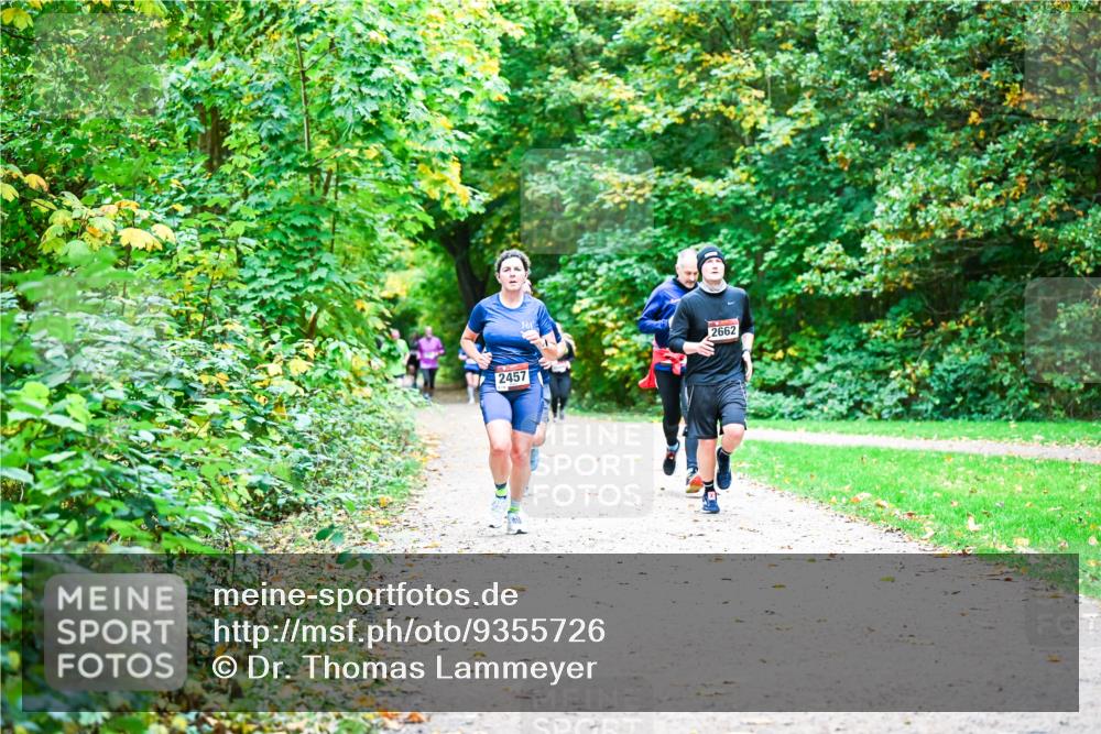 12.10.2025 - Bramfelder Halbmarathon 2025 Dr. Thomas Lammeyer http://msf.ph/oto/9355726 12.10.2025 10:54:40 Laufen 2457, 2662 meine-sportfotos.de