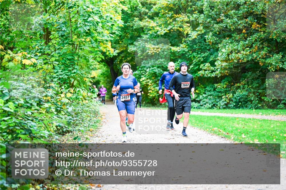 12.10.2025 - Bramfelder Halbmarathon 2025 Dr. Thomas Lammeyer http://msf.ph/oto/9355728 12.10.2025 10:54:40 Laufen 2457, 2662 meine-sportfotos.de