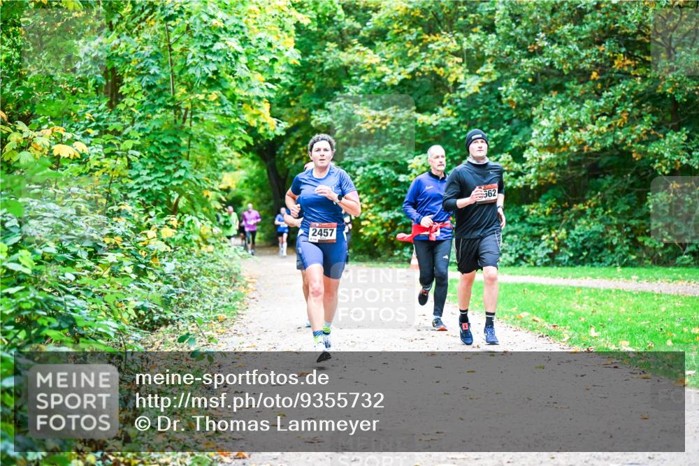 12.10.2025 - Bramfelder Halbmarathon 2025 Dr. Thomas Lammeyer http://msf.ph/oto/9355732 12.10.2025 10:54:41 Laufen 2457, 662 meine-sportfotos.de
