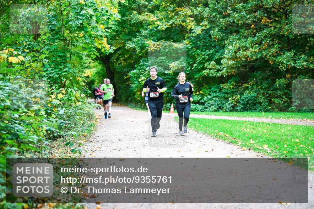 12.10.2025 - Bramfelder Halbmarathon 2025 Dr. Thomas Lammeyer http://msf.ph/oto/9355761 12.10.2025 10:54:46 Laufen 2538, 2038 meine-sportfotos.de
