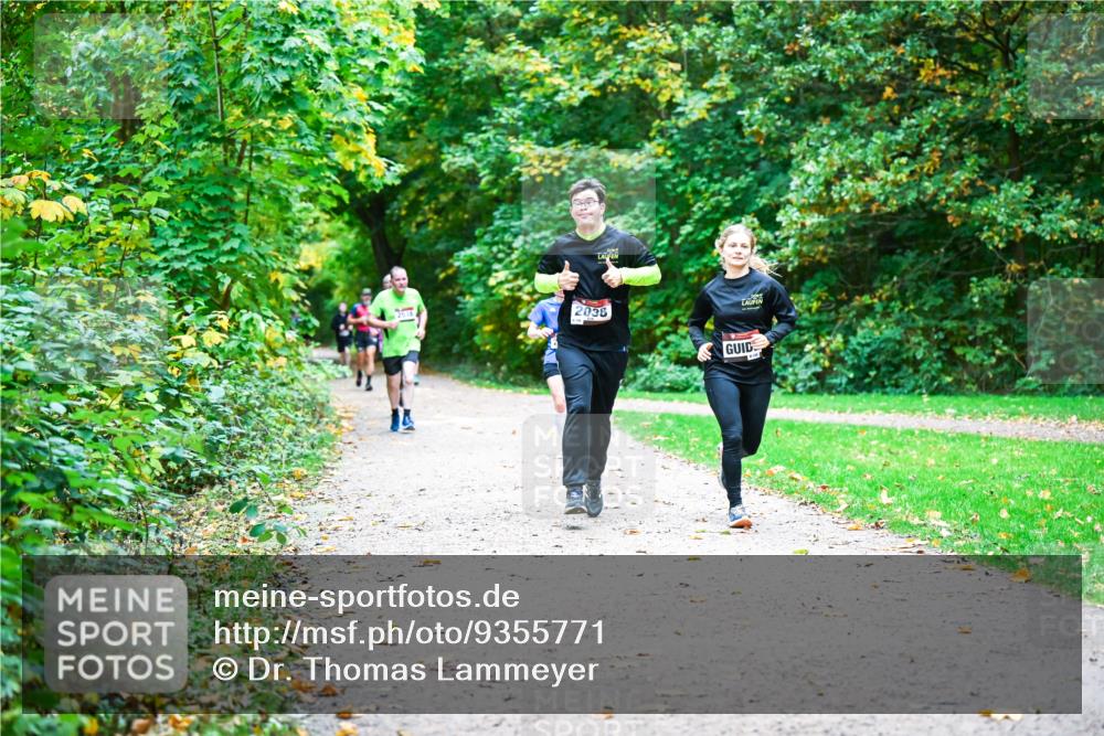 12.10.2025 - Bramfelder Halbmarathon 2025 Dr. Thomas Lammeyer http://msf.ph/oto/9355771 12.10.2025 10:54:47 Laufen 2038 meine-sportfotos.de