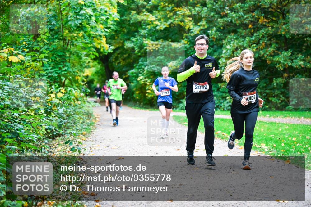 12.10.2025 - Bramfelder Halbmarathon 2025 Dr. Thomas Lammeyer http://msf.ph/oto/9355778 12.10.2025 10:54:49 Laufen 2593, 2038, 156 meine-sportfotos.de