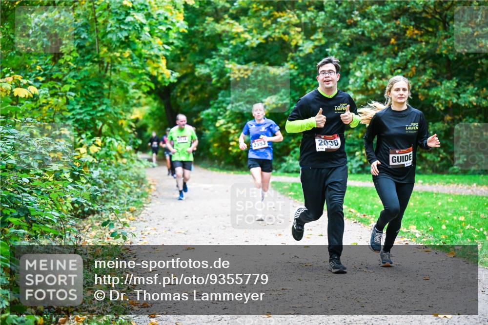 12.10.2025 - Bramfelder Halbmarathon 2025 Dr. Thomas Lammeyer http://msf.ph/oto/9355779 12.10.2025 10:54:49 Laufen 2593, 2038, 156 meine-sportfotos.de