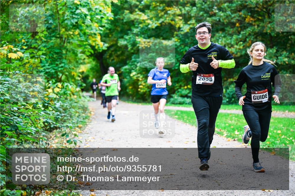 12.10.2025 - Bramfelder Halbmarathon 2025 Dr. Thomas Lammeyer http://msf.ph/oto/9355781 12.10.2025 10:54:49 Laufen 2593, 2038, 156 meine-sportfotos.de