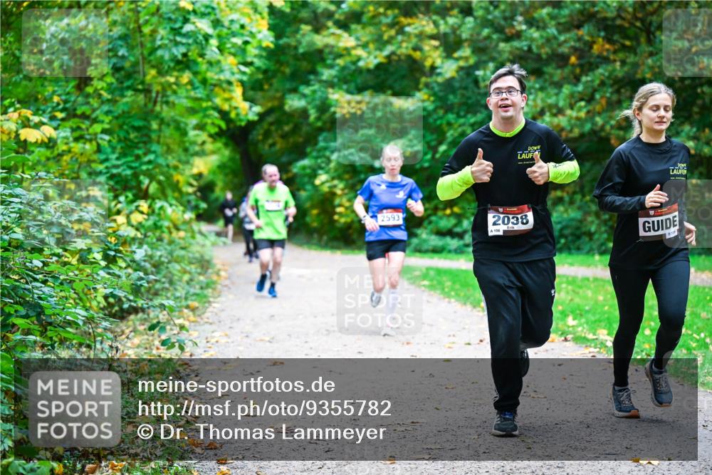 12.10.2025 - Bramfelder Halbmarathon 2025 Dr. Thomas Lammeyer http://msf.ph/oto/9355782 12.10.2025 10:54:49 Laufen 2593, 2038, 156, 138 meine-sportfotos.de
