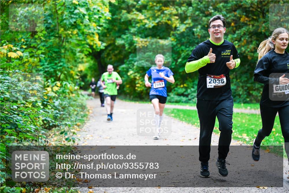 12.10.2025 - Bramfelder Halbmarathon 2025 Dr. Thomas Lammeyer http://msf.ph/oto/9355783 12.10.2025 10:54:49 Laufen 2593, 2038, 156, 136 meine-sportfotos.de