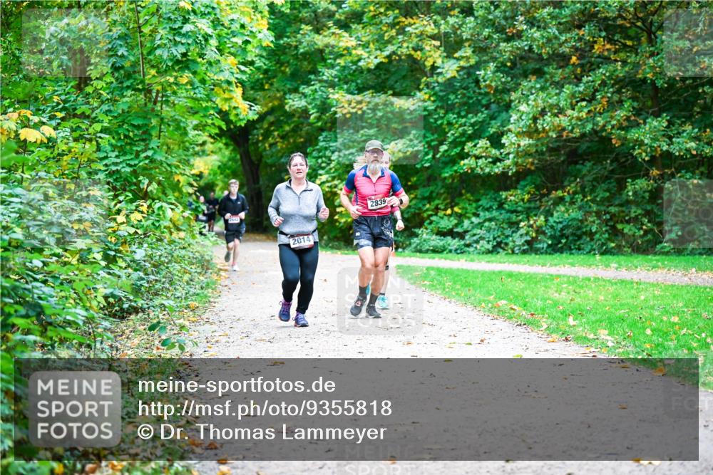12.10.2025 - Bramfelder Halbmarathon 2025 Dr. Thomas Lammeyer http://msf.ph/oto/9355818 12.10.2025 10:54:56 Laufen 2014, 2839 meine-sportfotos.de