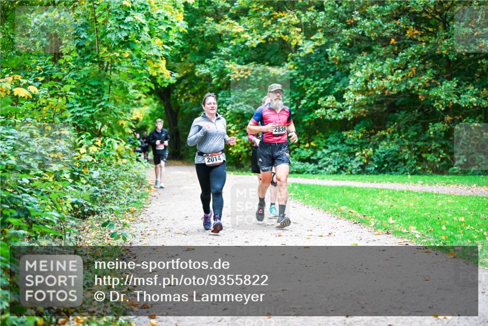 12.10.2025 - Bramfelder Halbmarathon 2025 Dr. Thomas Lammeyer http://msf.ph/oto/9355822 12.10.2025 10:54:57 Laufen 2014, 2839 meine-sportfotos.de