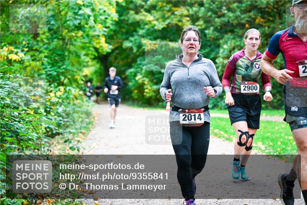 12.10.2025 - Bramfelder Halbmarathon 2025 Dr. Thomas Lammeyer http://msf.ph/oto/9355841 12.10.2025 10:54:59 Laufen 2014, 2900, 2 meine-sportfotos.de