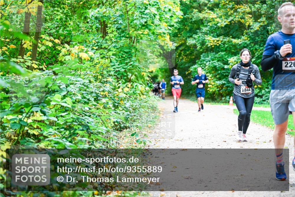 12.10.2025 - Bramfelder Halbmarathon 2025 Dr. Thomas Lammeyer http://msf.ph/oto/9355889 12.10.2025 10:55:09 Laufen 2844, 226 meine-sportfotos.de