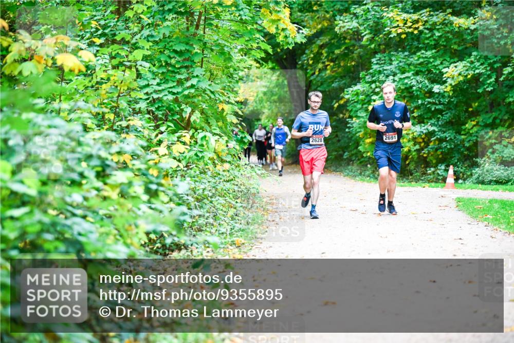 12.10.2025 - Bramfelder Halbmarathon 2025 Dr. Thomas Lammeyer http://msf.ph/oto/9355895 12.10.2025 10:55:11 Laufen 2628, 2691 meine-sportfotos.de