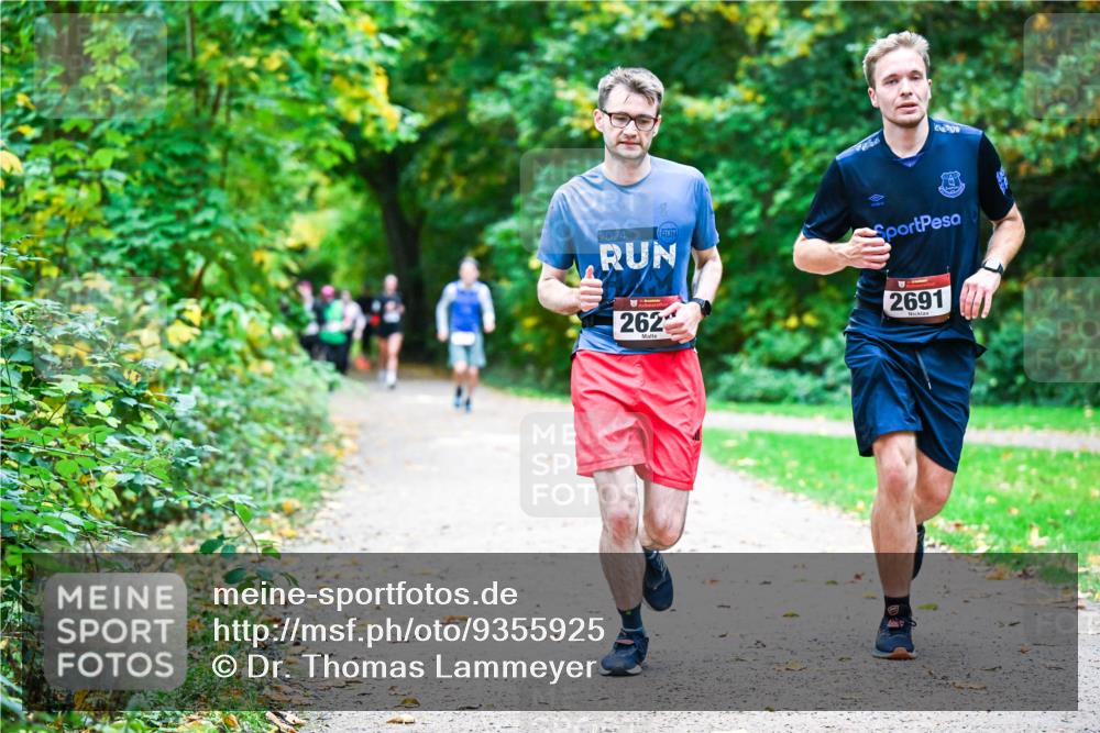 12.10.2025 - Bramfelder Halbmarathon 2025 Dr. Thomas Lammeyer http://msf.ph/oto/9355925 12.10.2025 10:55:16 Laufen 2024, 262, 2691 meine-sportfotos.de