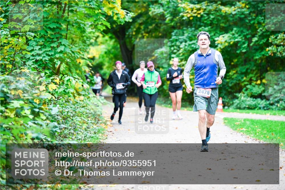 12.10.2025 - Bramfelder Halbmarathon 2025 Dr. Thomas Lammeyer http://msf.ph/oto/9355951 12.10.2025 10:55:22 Laufen 2831, 2478 meine-sportfotos.de