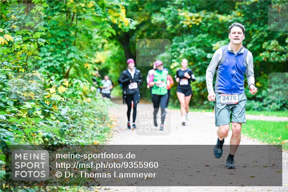 12.10.2025 - Bramfelder Halbmarathon 2025 Dr. Thomas Lammeyer http://msf.ph/oto/9355960 12.10.2025 10:55:23 Laufen 2478 meine-sportfotos.de