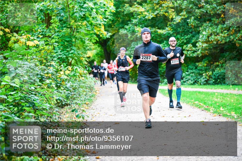 12.10.2025 - Bramfelder Halbmarathon 2025 Dr. Thomas Lammeyer http://msf.ph/oto/9356107 12.10.2025 10:55:52 Laufen 2619, 2287, 2223 meine-sportfotos.de