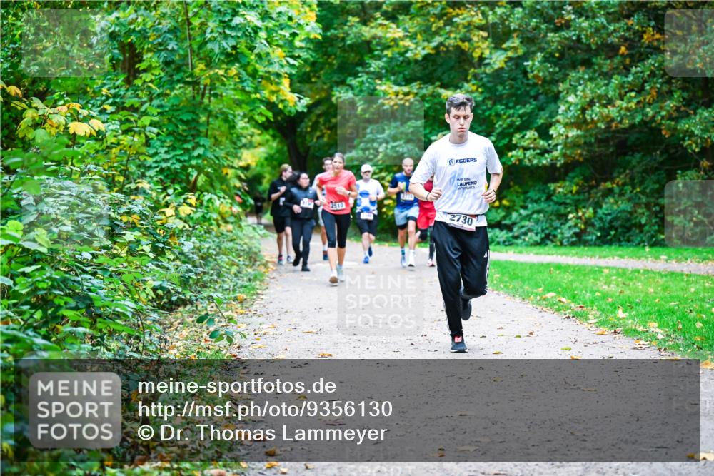 12.10.2025 - Bramfelder Halbmarathon 2025 Dr. Thomas Lammeyer http://msf.ph/oto/9356130 12.10.2025 10:55:56 Laufen 510, 2730 meine-sportfotos.de
