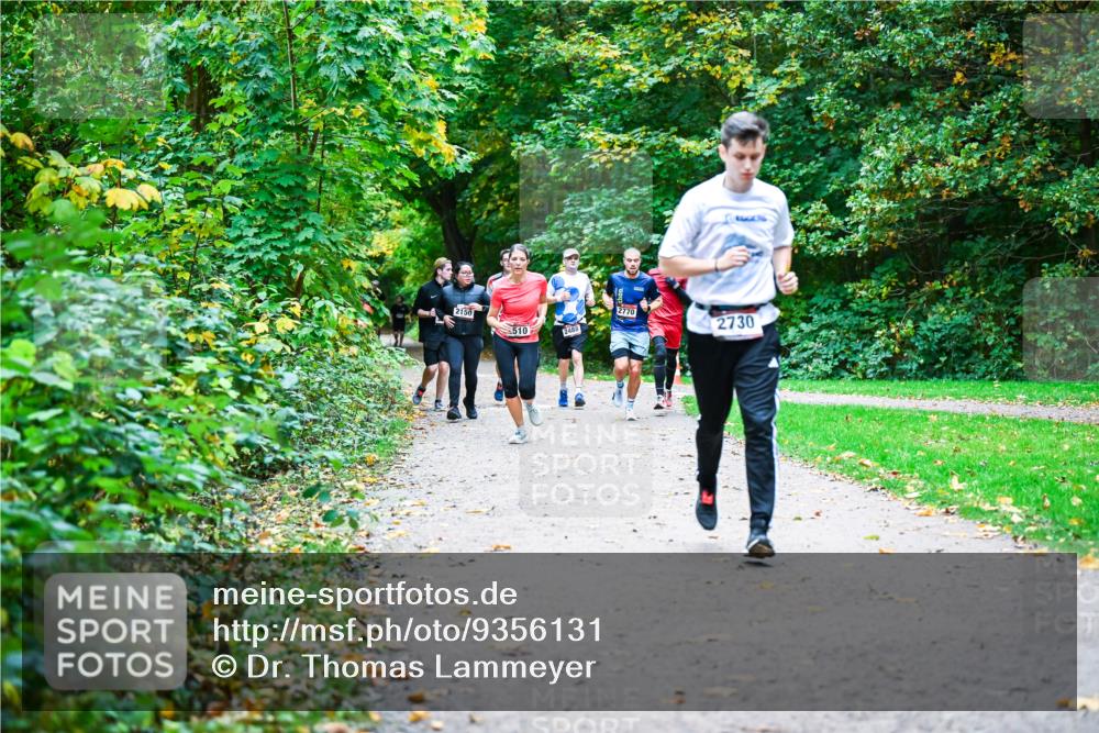 12.10.2025 - Bramfelder Halbmarathon 2025 Dr. Thomas Lammeyer http://msf.ph/oto/9356131 12.10.2025 10:55:57 Laufen 2150, 2770, 510, 2488, 2730 meine-sportfotos.de