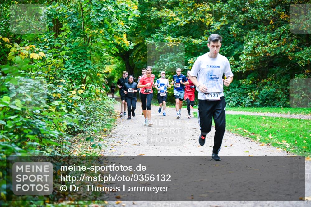 12.10.2025 - Bramfelder Halbmarathon 2025 Dr. Thomas Lammeyer http://msf.ph/oto/9356132 12.10.2025 10:55:57 Laufen 2150, 2510, 2770, 2730 meine-sportfotos.de
