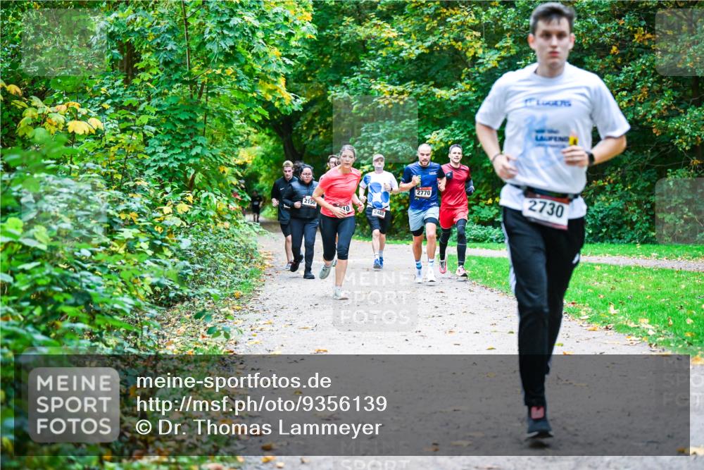 12.10.2025 - Bramfelder Halbmarathon 2025 Dr. Thomas Lammeyer http://msf.ph/oto/9356139 12.10.2025 10:55:58 Laufen 2150, 2770, 2730 meine-sportfotos.de
