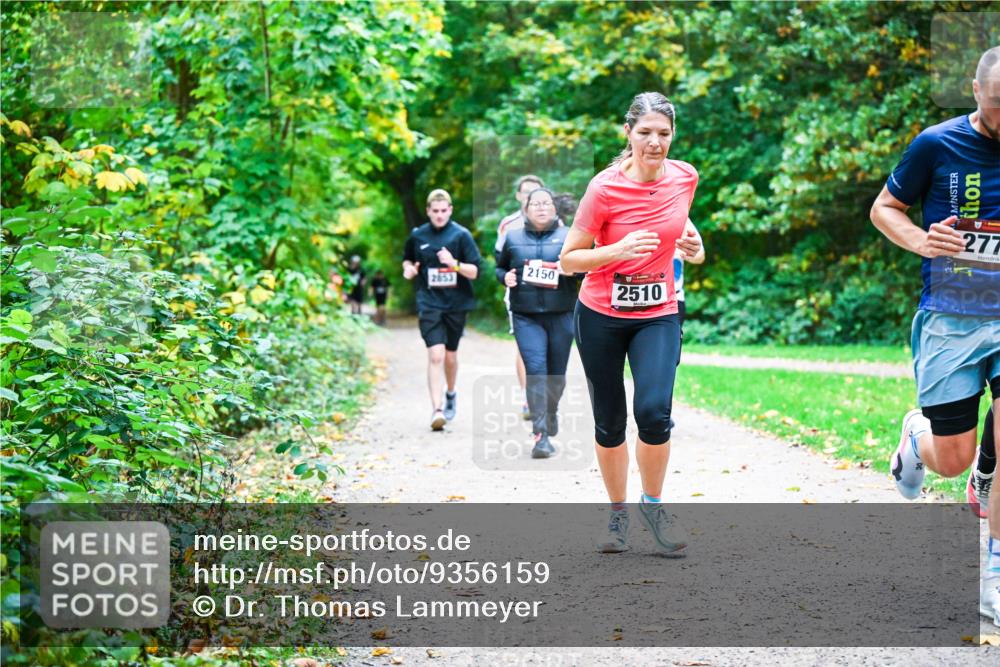 12.10.2025 - Bramfelder Halbmarathon 2025 Dr. Thomas Lammeyer http://msf.ph/oto/9356159 12.10.2025 10:56:01 Laufen 2853, 2150, 2510, 277 meine-sportfotos.de