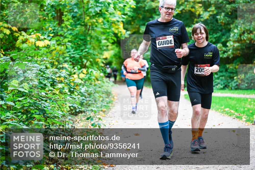 12.10.2025 - Bramfelder Halbmarathon 2025 Dr. Thomas Lammeyer http://msf.ph/oto/9356241 12.10.2025 10:56:24 Laufen 154, 205 meine-sportfotos.de