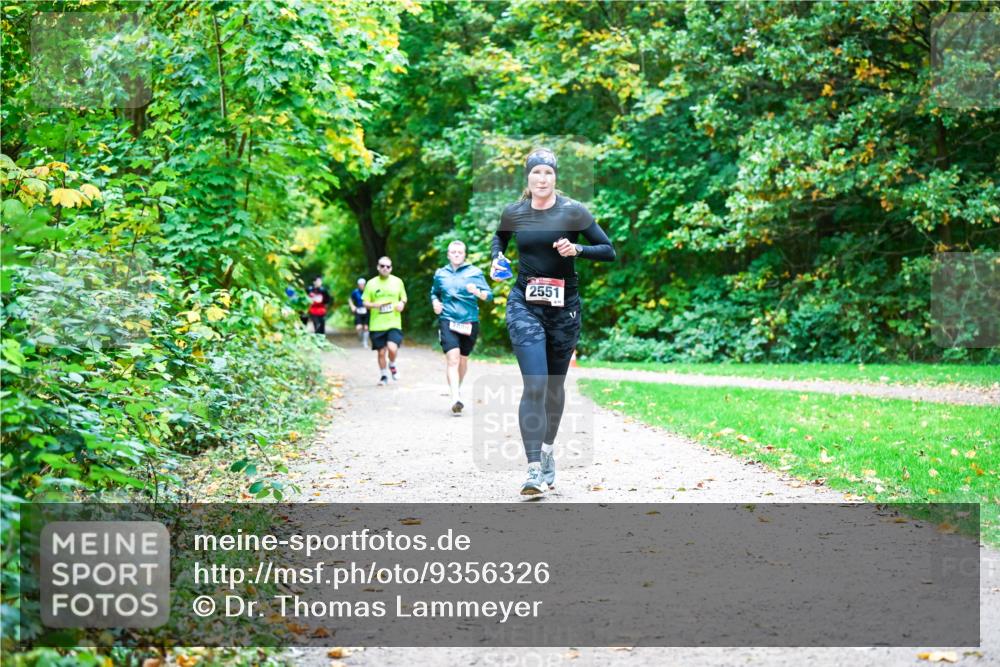 12.10.2025 - Bramfelder Halbmarathon 2025 Dr. Thomas Lammeyer http://msf.ph/oto/9356326 12.10.2025 10:56:48 Laufen 2008 meine-sportfotos.de