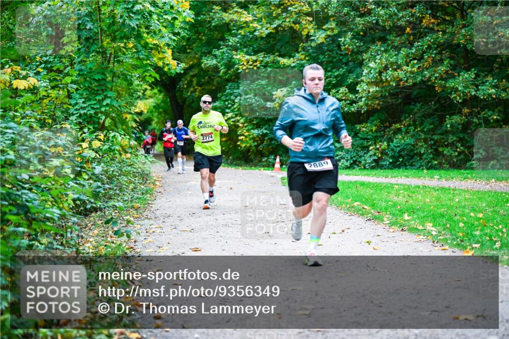 12.10.2025 - Bramfelder Halbmarathon 2025 Dr. Thomas Lammeyer http://msf.ph/oto/9356349 12.10.2025 10:56:52 Laufen 2774, 2889 meine-sportfotos.de