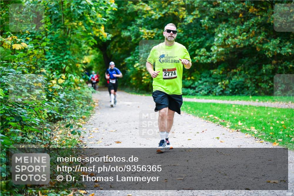 12.10.2025 - Bramfelder Halbmarathon 2025 Dr. Thomas Lammeyer http://msf.ph/oto/9356365 12.10.2025 10:56:55 Laufen 2774 meine-sportfotos.de