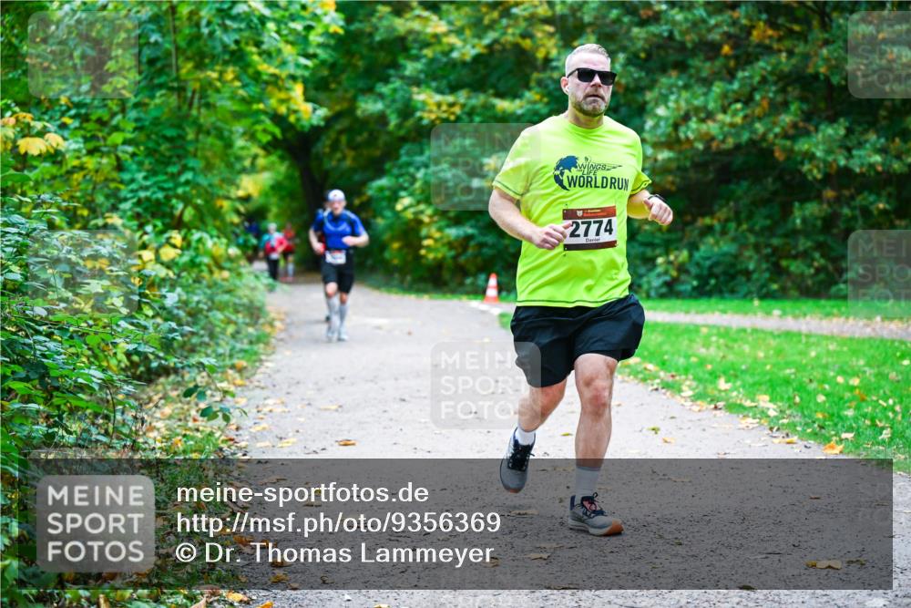 12.10.2025 - Bramfelder Halbmarathon 2025 Dr. Thomas Lammeyer http://msf.ph/oto/9356369 12.10.2025 10:56:56 Laufen 2774 meine-sportfotos.de