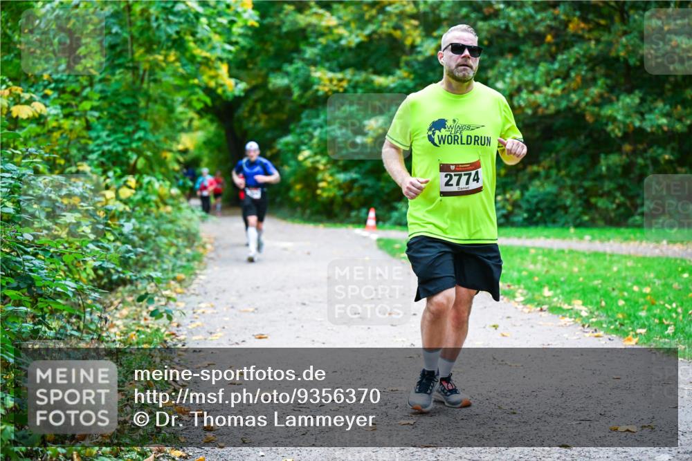 12.10.2025 - Bramfelder Halbmarathon 2025 Dr. Thomas Lammeyer http://msf.ph/oto/9356370 12.10.2025 10:56:56 Laufen 2774 meine-sportfotos.de
