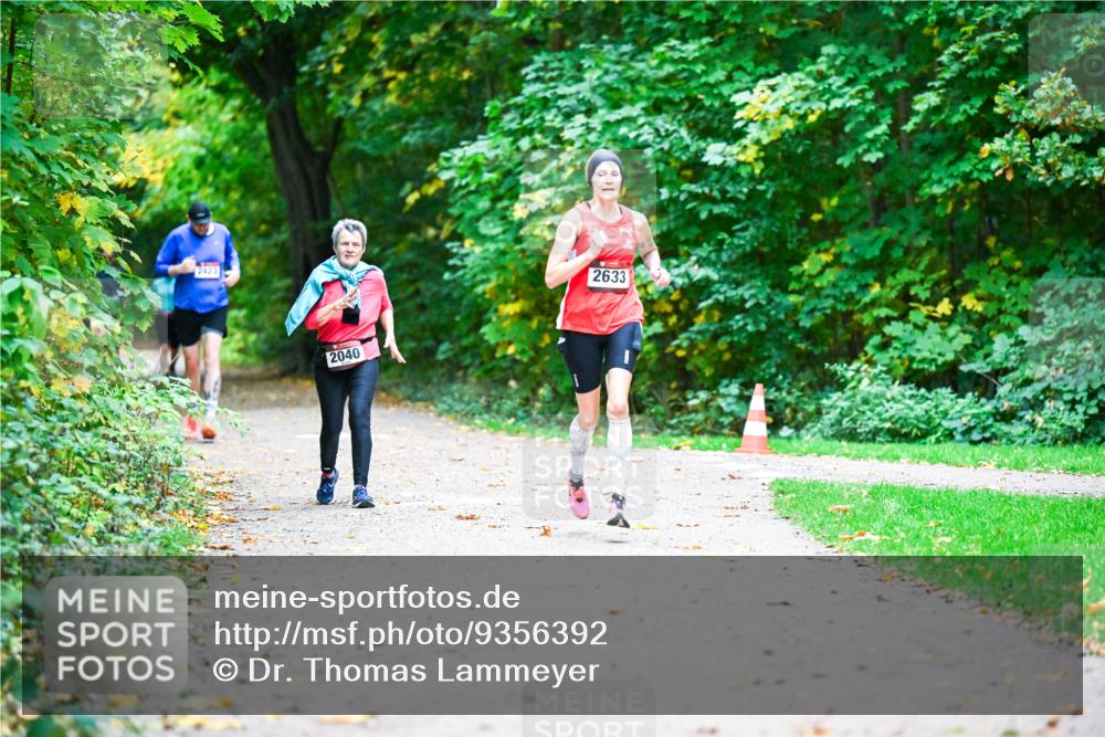 12.10.2025 - Bramfelder Halbmarathon 2025 Dr. Thomas Lammeyer http://msf.ph/oto/9356392 12.10.2025 10:57:04 Laufen 2040 meine-sportfotos.de