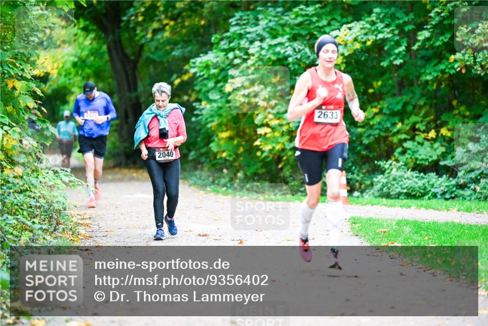 12.10.2025 - Bramfelder Halbmarathon 2025 Dr. Thomas Lammeyer http://msf.ph/oto/9356402 12.10.2025 10:57:06 Laufen 242, 2040, 2633 meine-sportfotos.de