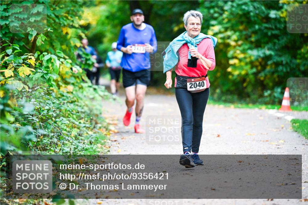 12.10.2025 - Bramfelder Halbmarathon 2025 Dr. Thomas Lammeyer http://msf.ph/oto/9356421 12.10.2025 10:57:09 Laufen 2040 meine-sportfotos.de