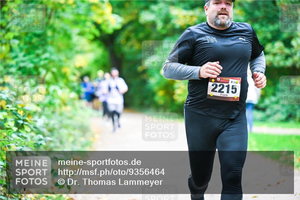 12.10.2025 - Bramfelder Halbmarathon 2025 Dr. Thomas Lammeyer http://msf.ph/oto/9356464 12.10.2025 10:57:24 Laufen 34, 11, 2215 meine-sportfotos.de