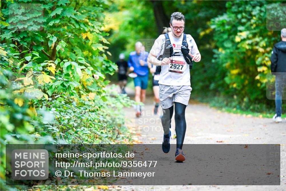 12.10.2025 - Bramfelder Halbmarathon 2025 Dr. Thomas Lammeyer http://msf.ph/oto/9356477 12.10.2025 10:57:27 Laufen 2927 meine-sportfotos.de