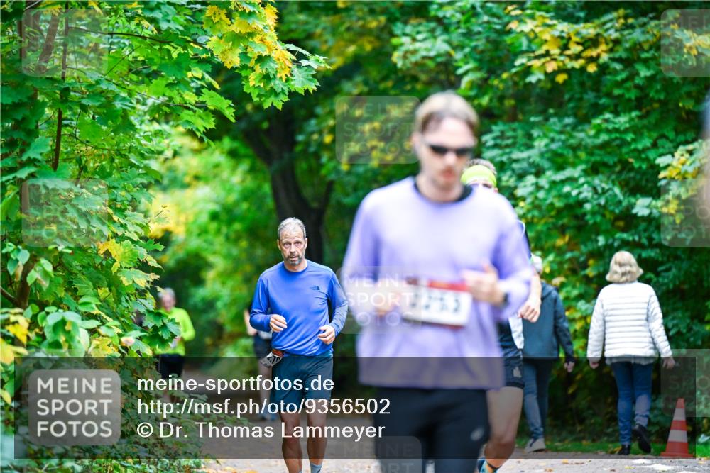 12.10.2025 - Bramfelder Halbmarathon 2025 Dr. Thomas Lammeyer http://msf.ph/oto/9356502 12.10.2025 10:57:32 Laufen  meine-sportfotos.de