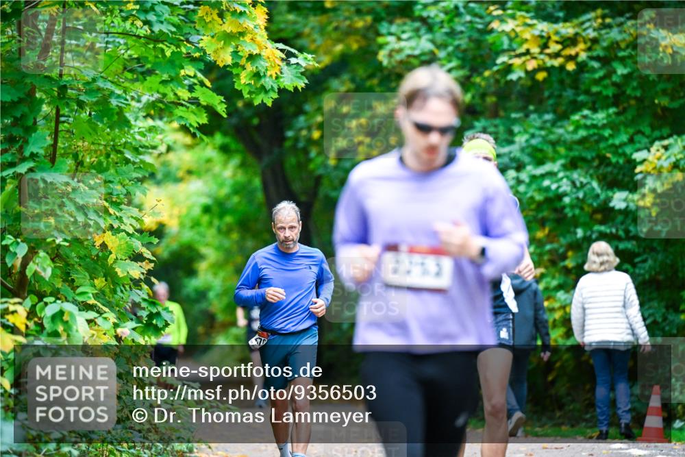12.10.2025 - Bramfelder Halbmarathon 2025 Dr. Thomas Lammeyer http://msf.ph/oto/9356503 12.10.2025 10:57:32 Laufen  meine-sportfotos.de