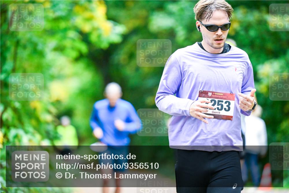 12.10.2025 - Bramfelder Halbmarathon 2025 Dr. Thomas Lammeyer http://msf.ph/oto/9356510 12.10.2025 10:57:33 Laufen 34, 253 meine-sportfotos.de