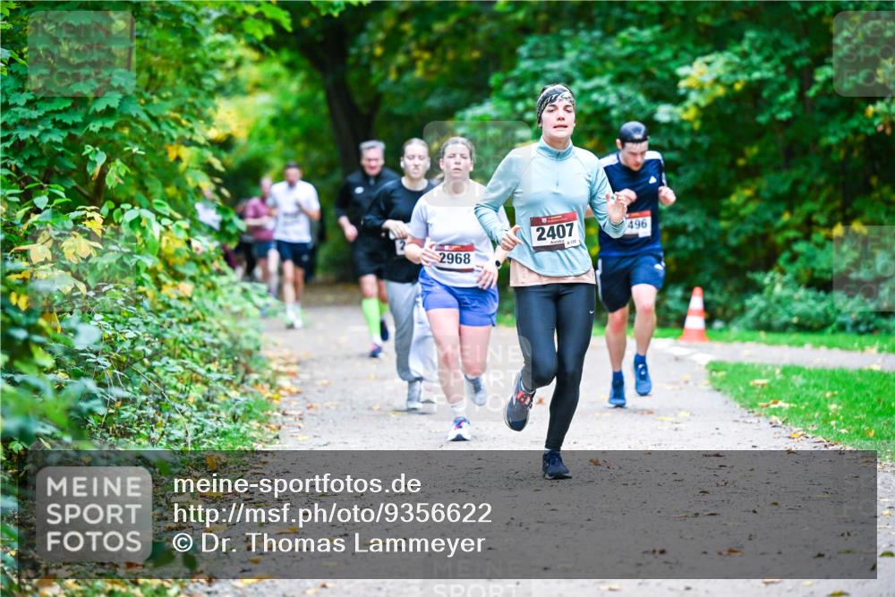 12.10.2025 - Bramfelder Halbmarathon 2025 Dr. Thomas Lammeyer http://msf.ph/oto/9356622 12.10.2025 10:58:15 Laufen 2968, 2407, 132, 496 meine-sportfotos.de