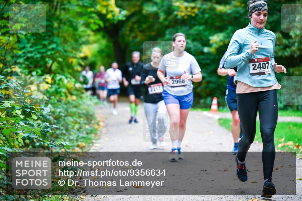12.10.2025 - Bramfelder Halbmarathon 2025 Dr. Thomas Lammeyer http://msf.ph/oto/9356634 12.10.2025 10:58:17 Laufen 2968, 2407, 132 meine-sportfotos.de